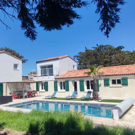 Avec Piscine Vue A 300 M En Ete La Faute-sur-Mer