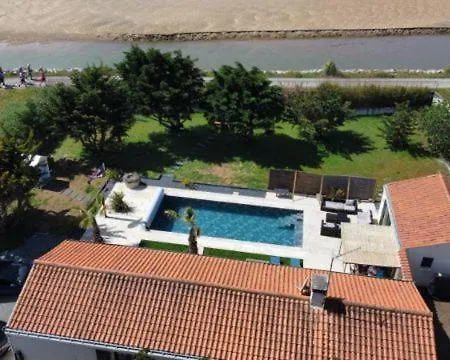 Avec Piscine Vue A 300 M En Ete Villa *