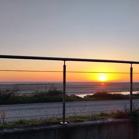 Avec Piscine Vue A 300 M En Ete Villa *