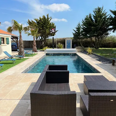 Avec Piscine Vue A 300 M En Ete 滨海拉福特